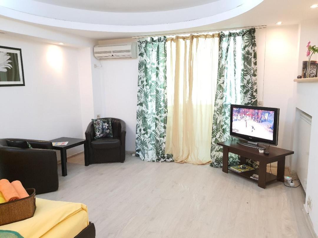 Global Downtown Apartments - Universitate - Balcescu Bukarest Kültér fotó