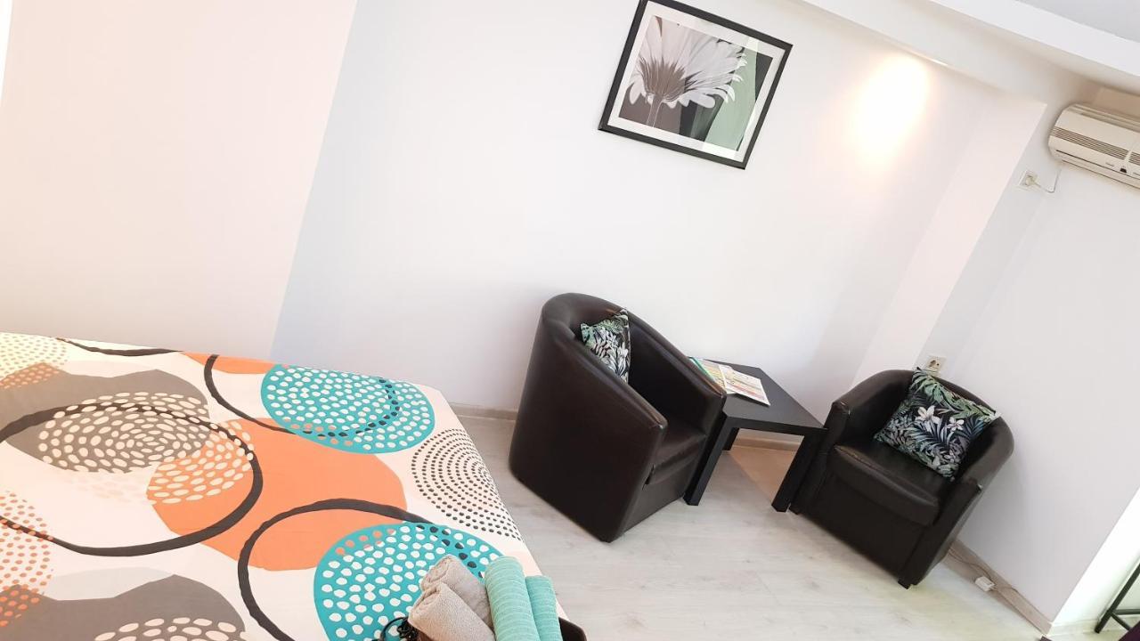 Global Downtown Apartments - Universitate - Balcescu Bukarest Kültér fotó