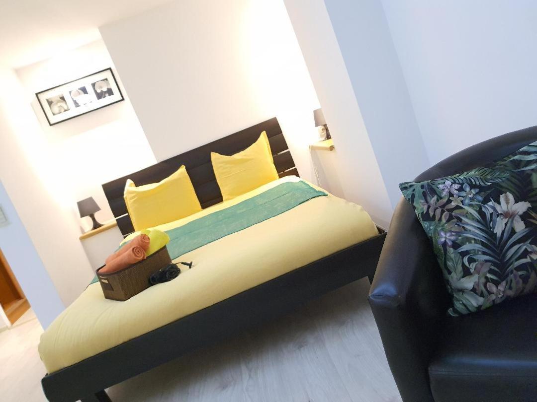 Global Downtown Apartments - Universitate - Balcescu Bukarest Kültér fotó